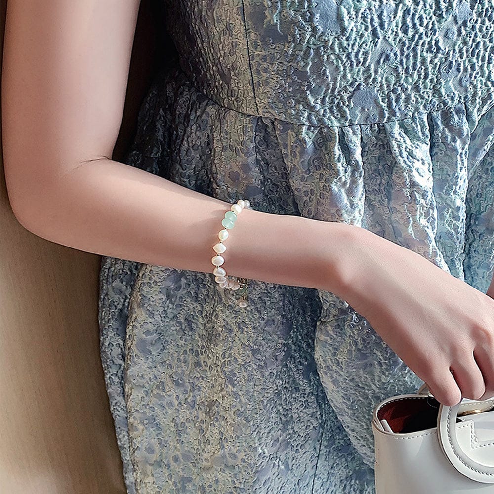 Women's Freshwater Pearl Adjustable Bracelet